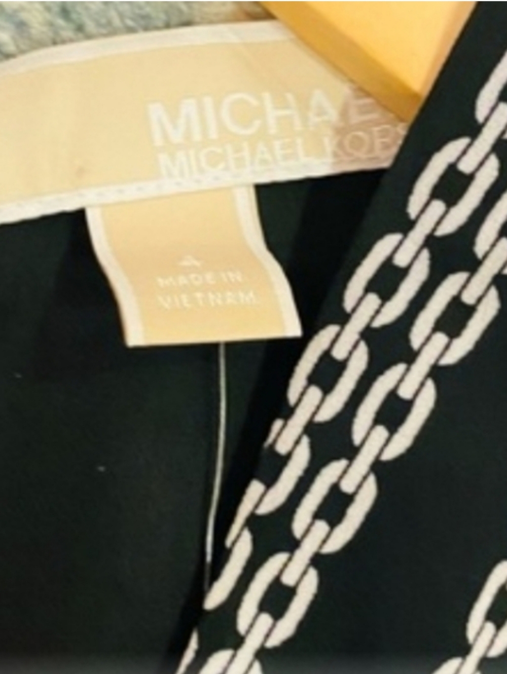 Michael Kors Chain Print Jumpsuit Fauz Wrap, Size 4 - Picture 9 of 9